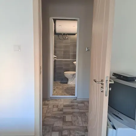 Apartment Beauty House &